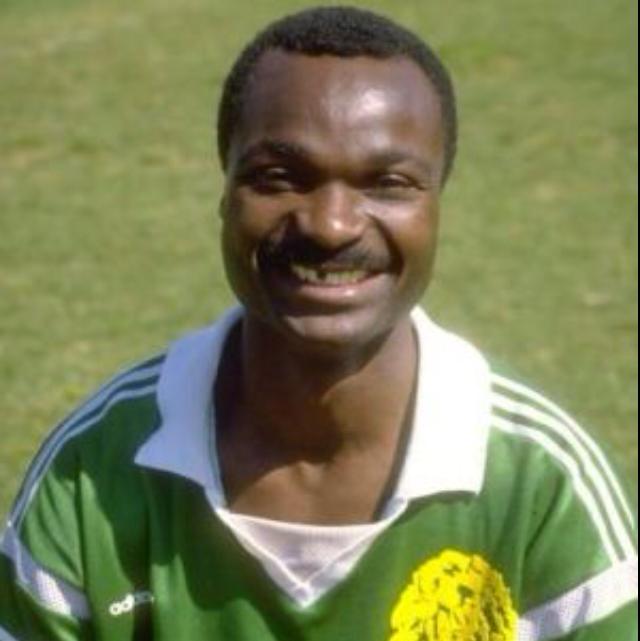 ROGER MILLA.jpg